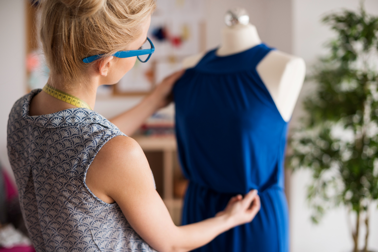 Business, smart casual, black tie: guide express des codes